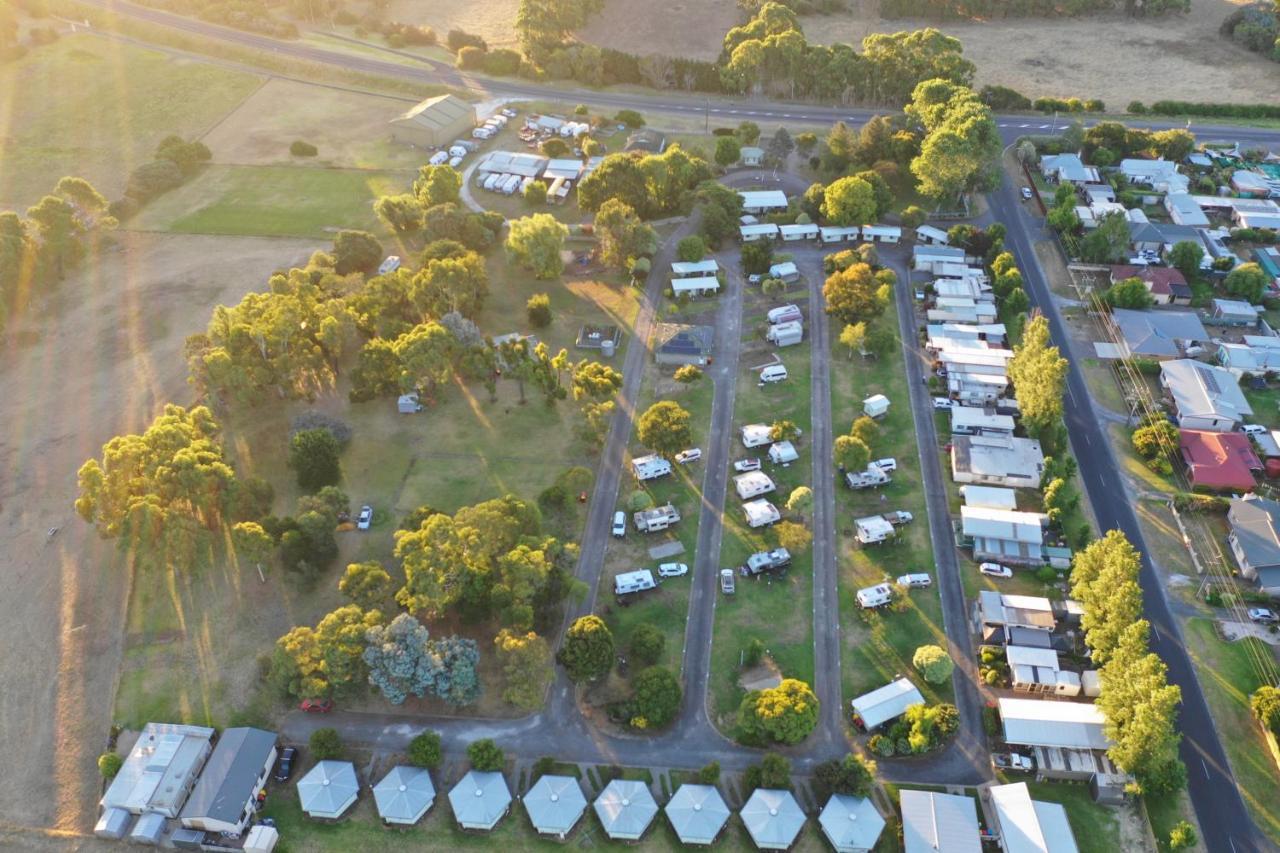 Pine Country Caravan Park マウントガンビア エクステリア 写真
