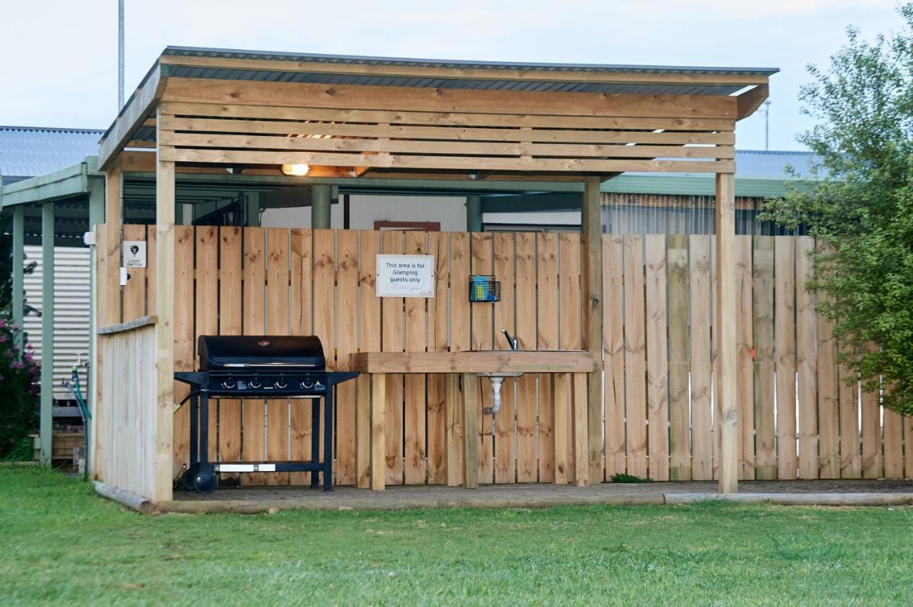 Pine Country Caravan Park マウントガンビア エクステリア 写真